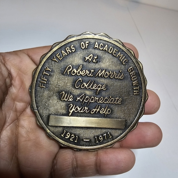 Large Brass Robert Morris College 50 Years Of Academic Growth Award Medal/token - Picture 3 of 4
